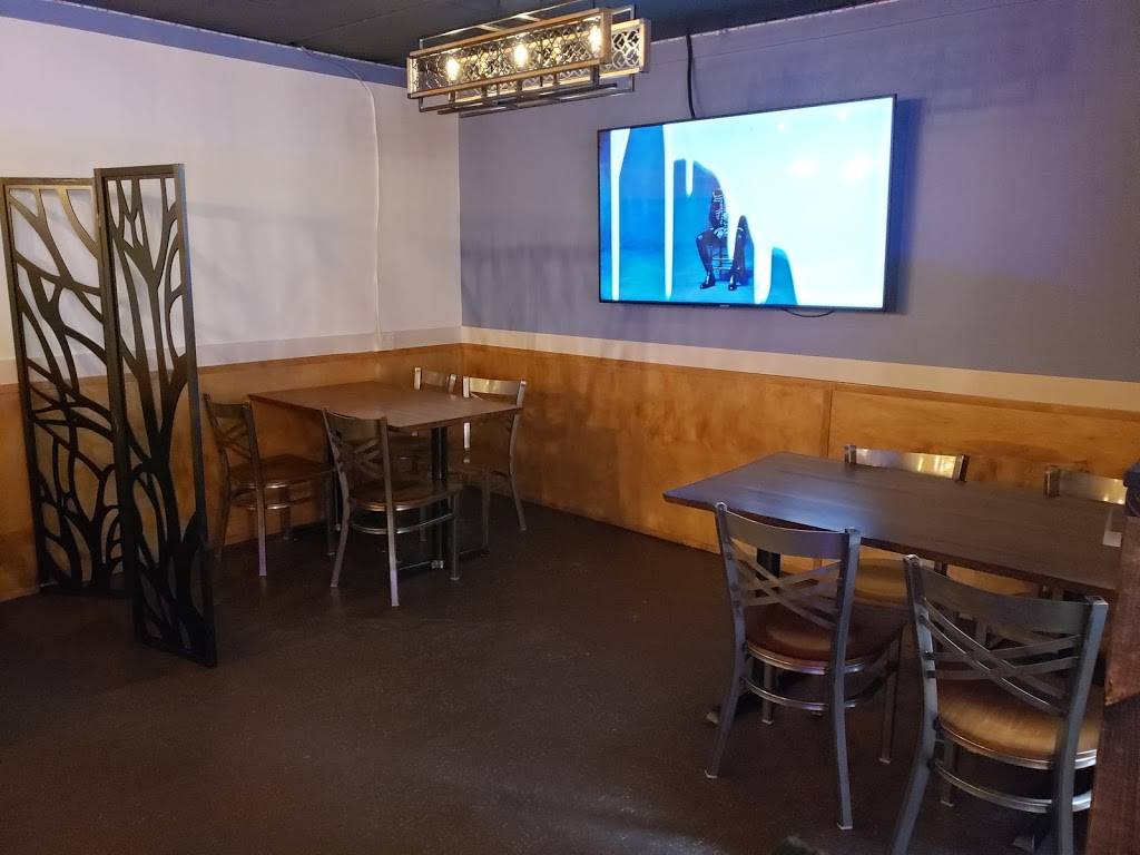 Shin Sung Chicken Underground | restaurant | 1805 S 316th St #106, Federal Way, WA 98003, USA | 2538399292 OR +1 253-839-9292