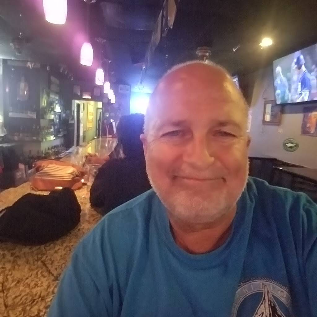 Willys Bar | restaurant | 6322 W Bell Rd, Glendale, AZ 85308, USA | 6234862525 OR +1 623-486-2525