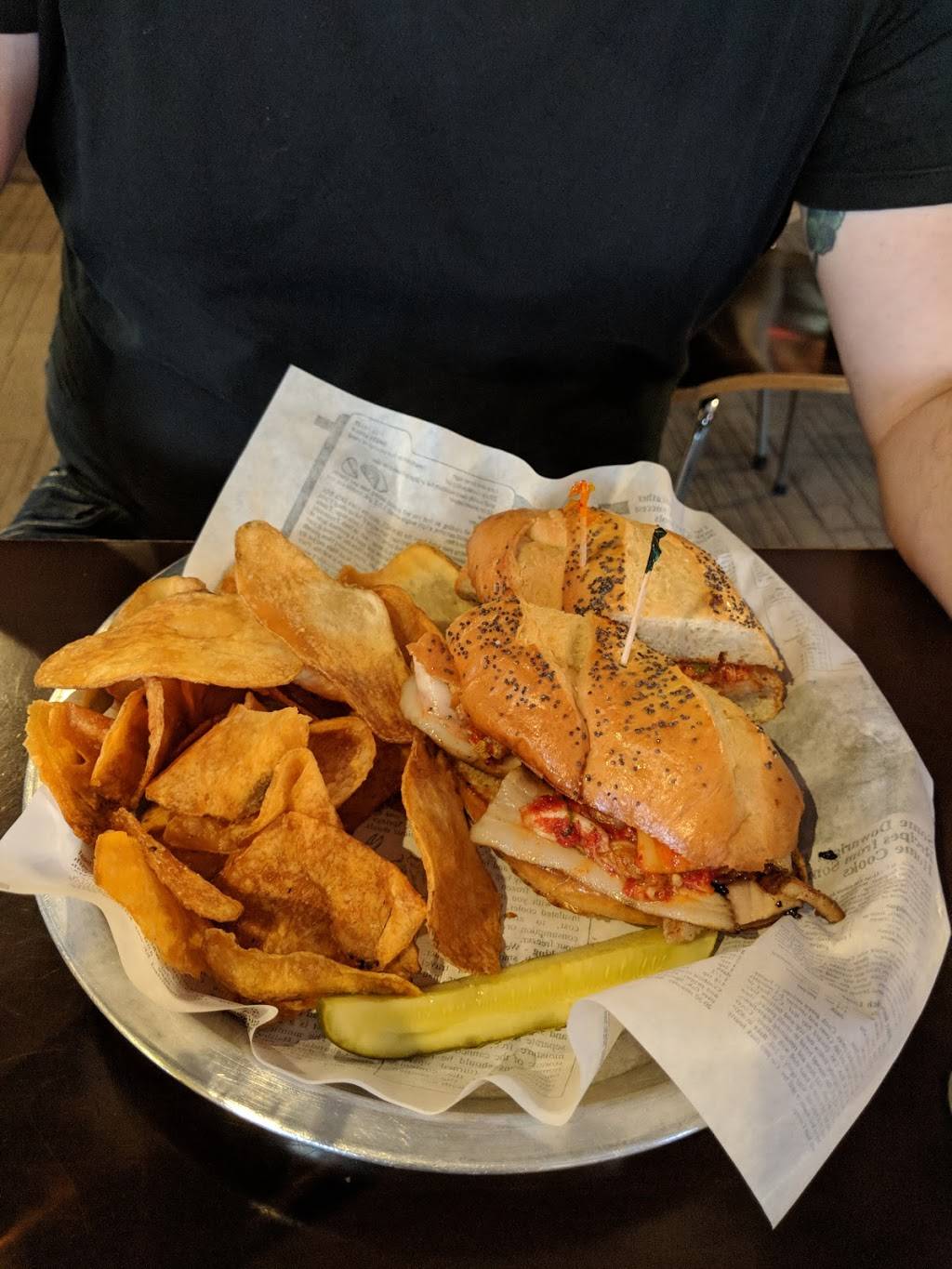 Copper Kettle | restaurant | 2987 Jackson St, Dubuque, IA 52001, USA | 5638450567 OR +1 563-845-0567