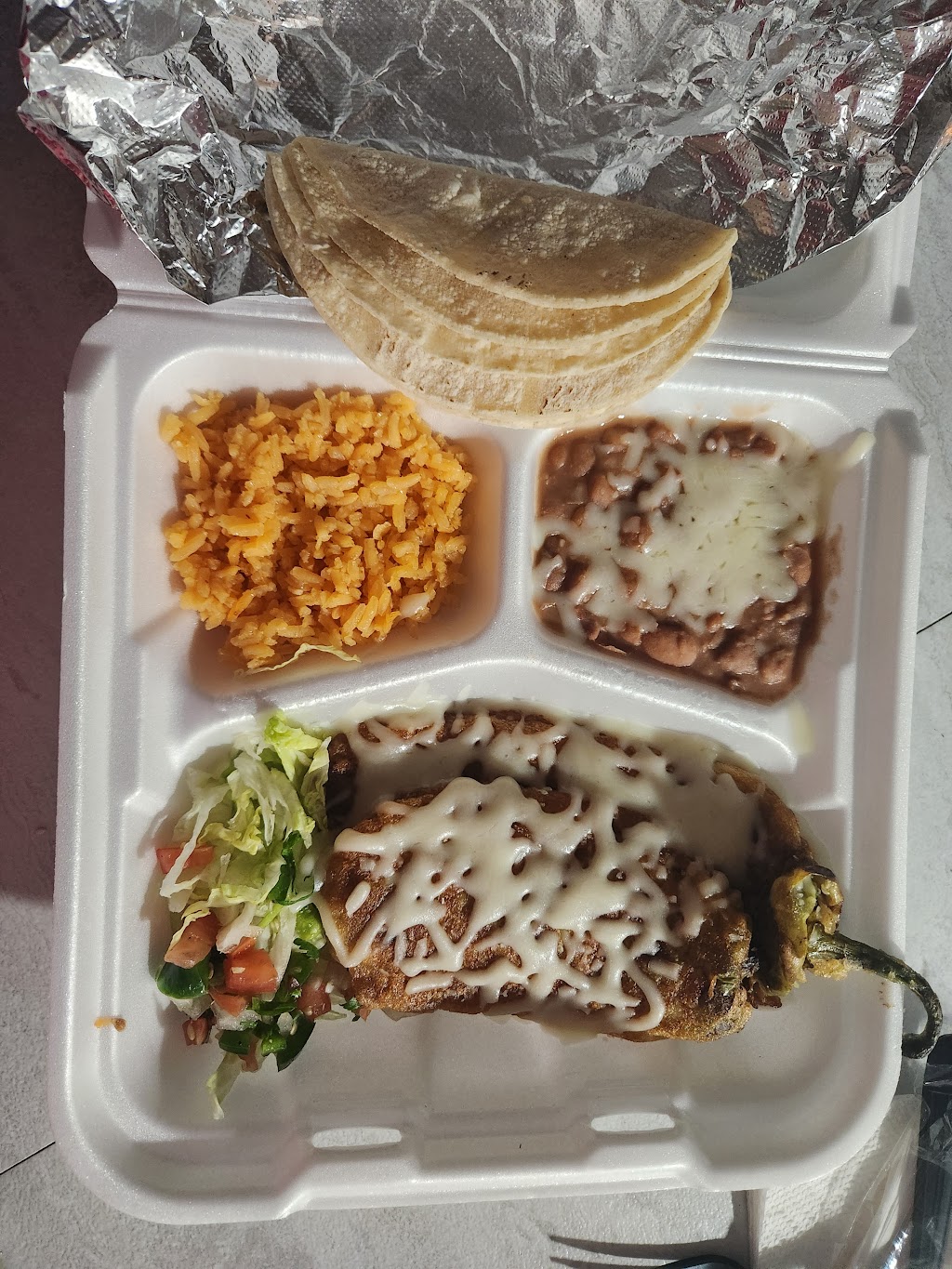 El Nopal | restaurant | 2704 San Jose Blvd, Carlsbad, NM 88220, USA | 5752366060 OR +1 575-236-6060