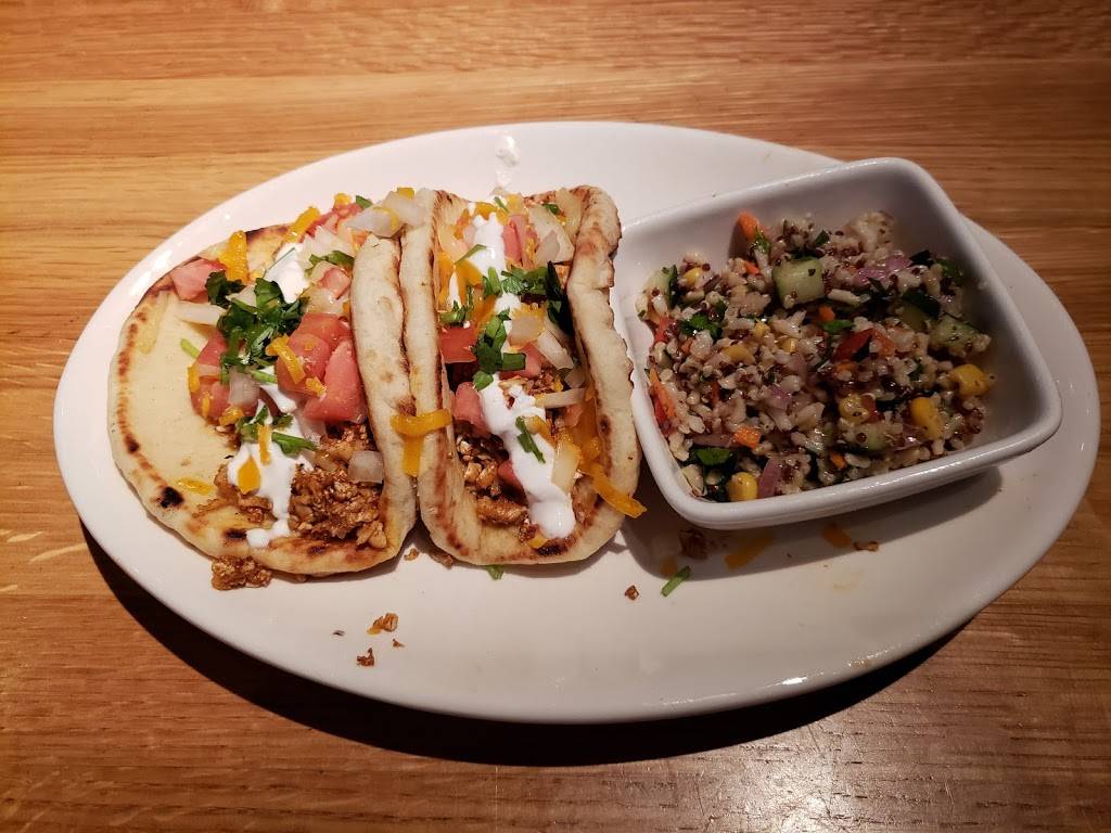 BJs Restaurant & Brewhouse | restaurant | 8285 Red Bug Lake Rd, Oviedo, FL 32765, USA | 4072782080 OR +1 407-278-2080