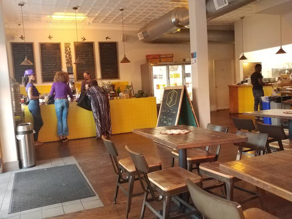 Grandchamps | restaurant | 197 Patchen Ave, Brooklyn, NY 11233, USA | 7184844880 OR +1 718-484-4880