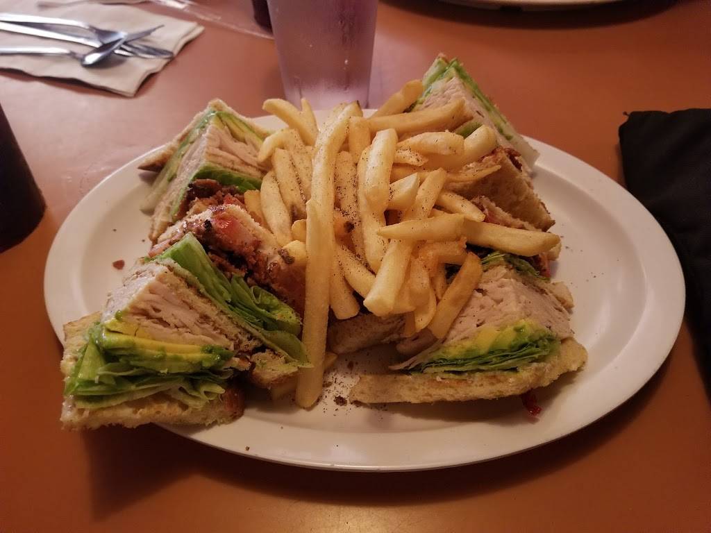 Harbor House Café | cafe | 16341 Pacific Coast Hwy, Sunset Beach, CA 90742, USA | 5625925404 OR +1 562-592-5404