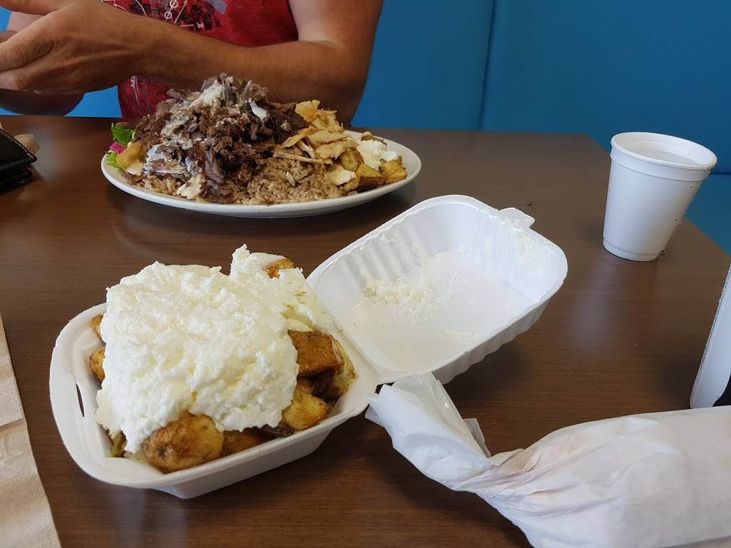 Shawarma Heaven | restaurant | 129 Riocan Ave, Nepean, ON K2J 5G3, Canada | 6138252333 OR +1 613-825-2333