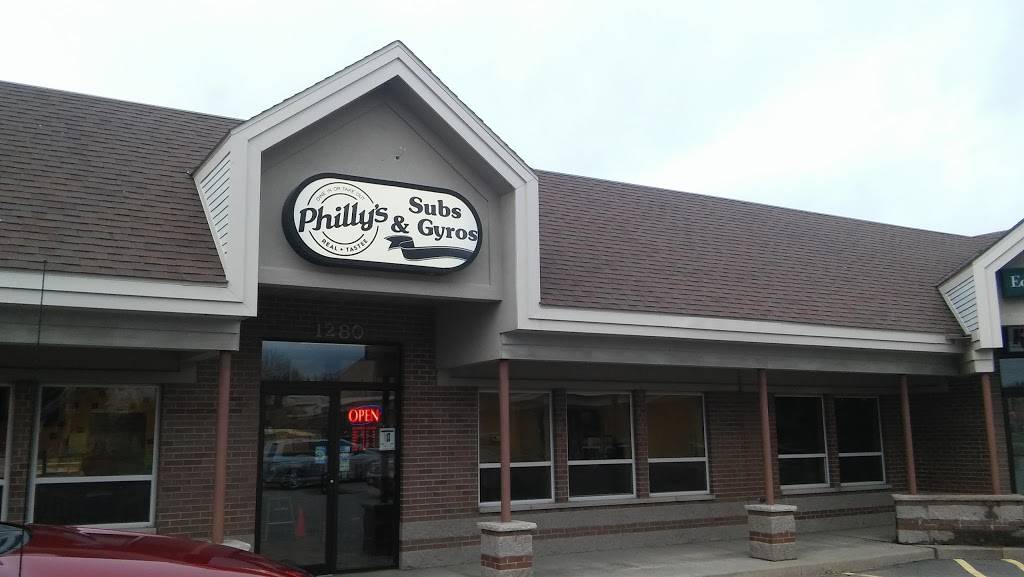 Phillys Subs & Gyros | meal takeaway | 1280 W Campus Dr, Wausau, WI 54401, USA | 7152982455 OR +1 715-298-2455