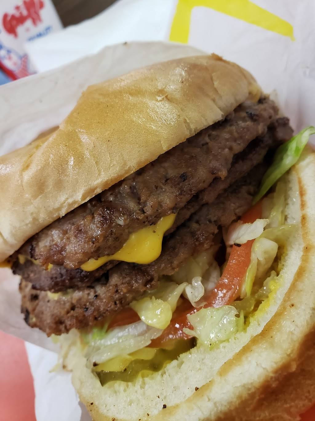 Griffs | restaurant | 5525 E Belknap St, Haltom City, TX 76117, USA | 8178386981 OR +1 817-838-6981