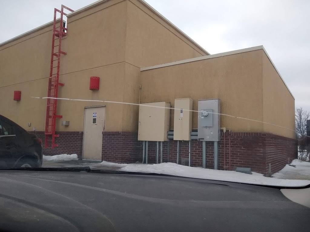 Long John Silvers | restaurant | 1504 Nations Dr, Gurnee, IL 60031, USA | 8475998439 OR +1 847-599-8439