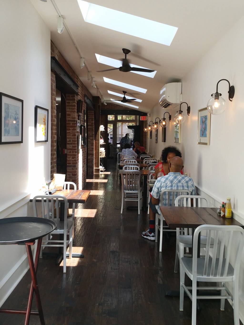 Cafe New Castle | restaurant | 414 Delaware St, New Castle, DE 19720, USA | 3027633134 OR +1 302-763-3134