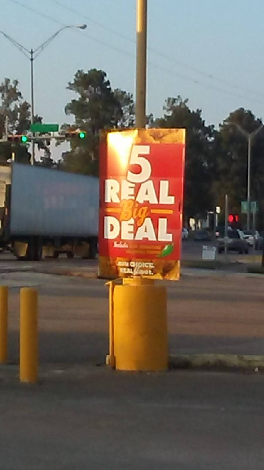 Churchs Chicken | restaurant | 208 N Temple Dr, Diboll, TX 75941, USA | 9368294464 OR +1 936-829-4464