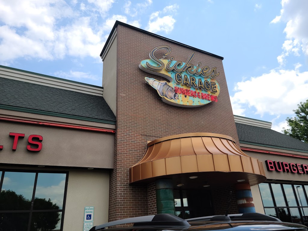 Sickies Garage Burgers & Brews | restaurant | 2616 S Louise Ave, Sioux Falls, SD 57106, USA | 6052717967 OR +1 605-271-7967