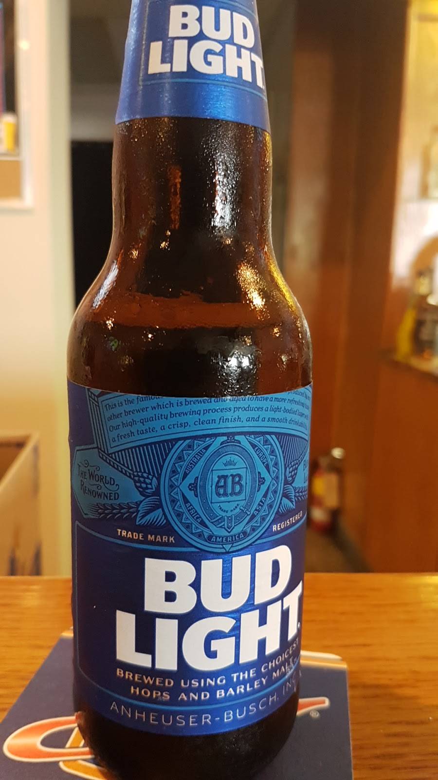 Just Your Average Joes Sports Bar | restaurant | 1286 Lauzon Rd, Windsor, ON N8S 3N1, Canada | 5199481589 OR +1 519-948-1589