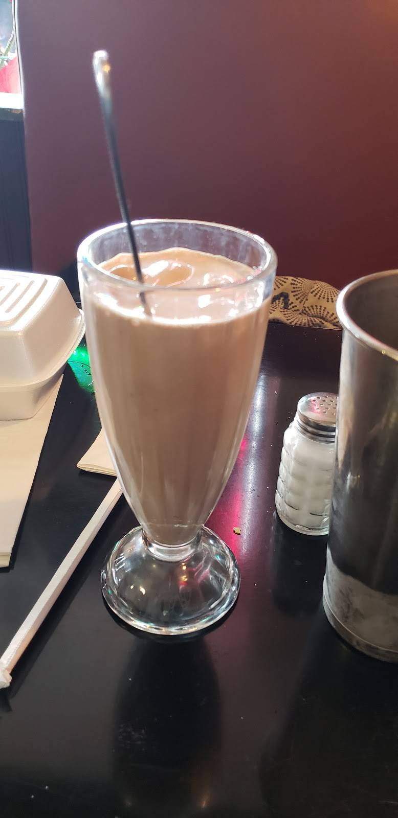 Old Mill Tasty Shop | restaurant | 604 E Douglas Ave, Wichita, KS 67202, USA | 3162646500 OR +1 316-264-6500