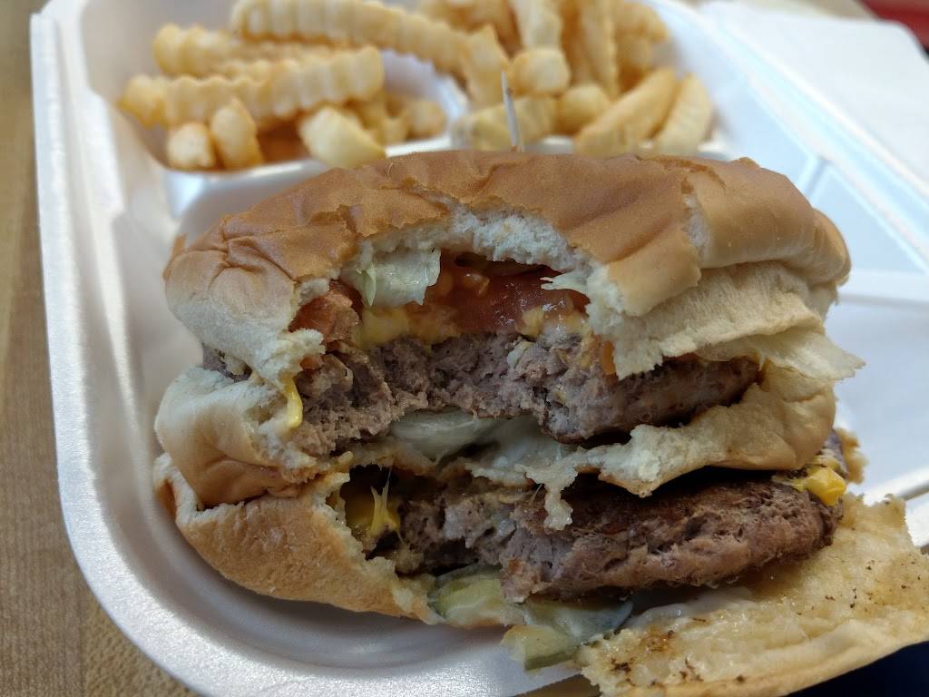 Browns Dairy Bar | restaurant | 27210 TN-108, Gruetli-Laager, TN 37339, USA | 9317795168 OR +1 931-779-5168