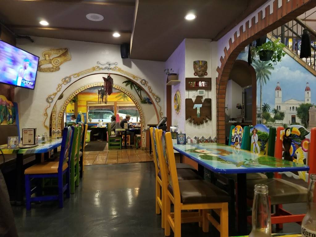 Casa Colima Mexican Restaurant & Cantina | restaurant | 6319 SW Capitol Hwy, Portland, OR 97239, USA | 5038929944 OR +1 503-892-9944