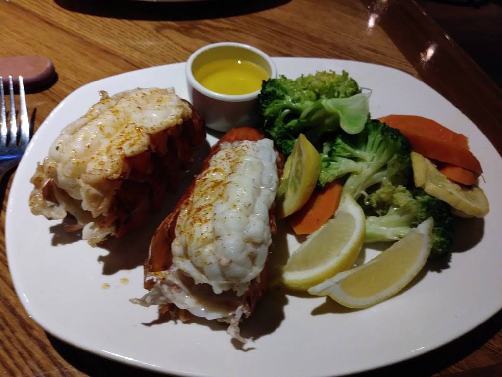 Outback Steakhouse | restaurant | 710 N US-441, The Villages, FL 32159, USA | 3524302590 OR +1 352-430-2590