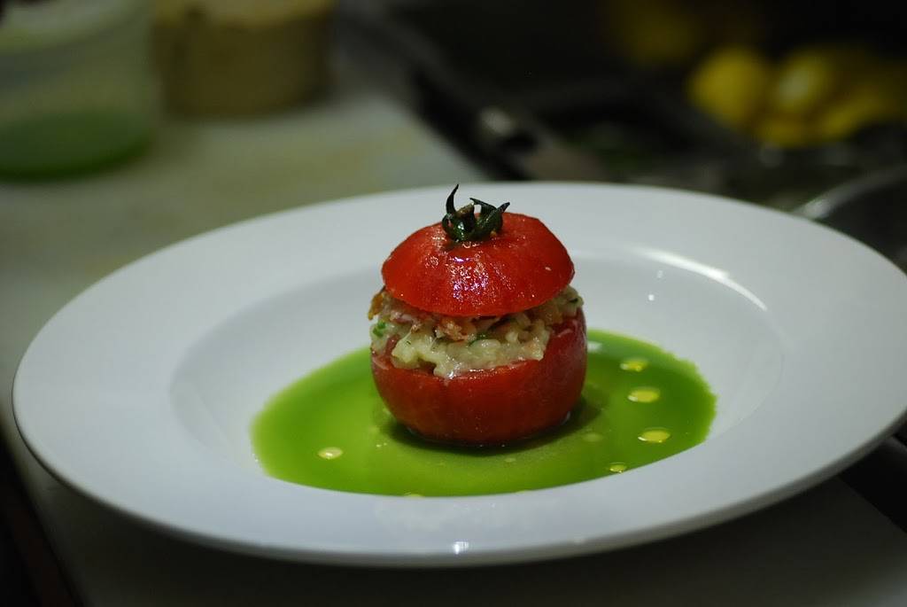 Amber Steak House | restaurant | 119 Nassau Ave, Brooklyn, NY 11222, USA | 7183893757 OR +1 718-389-3757