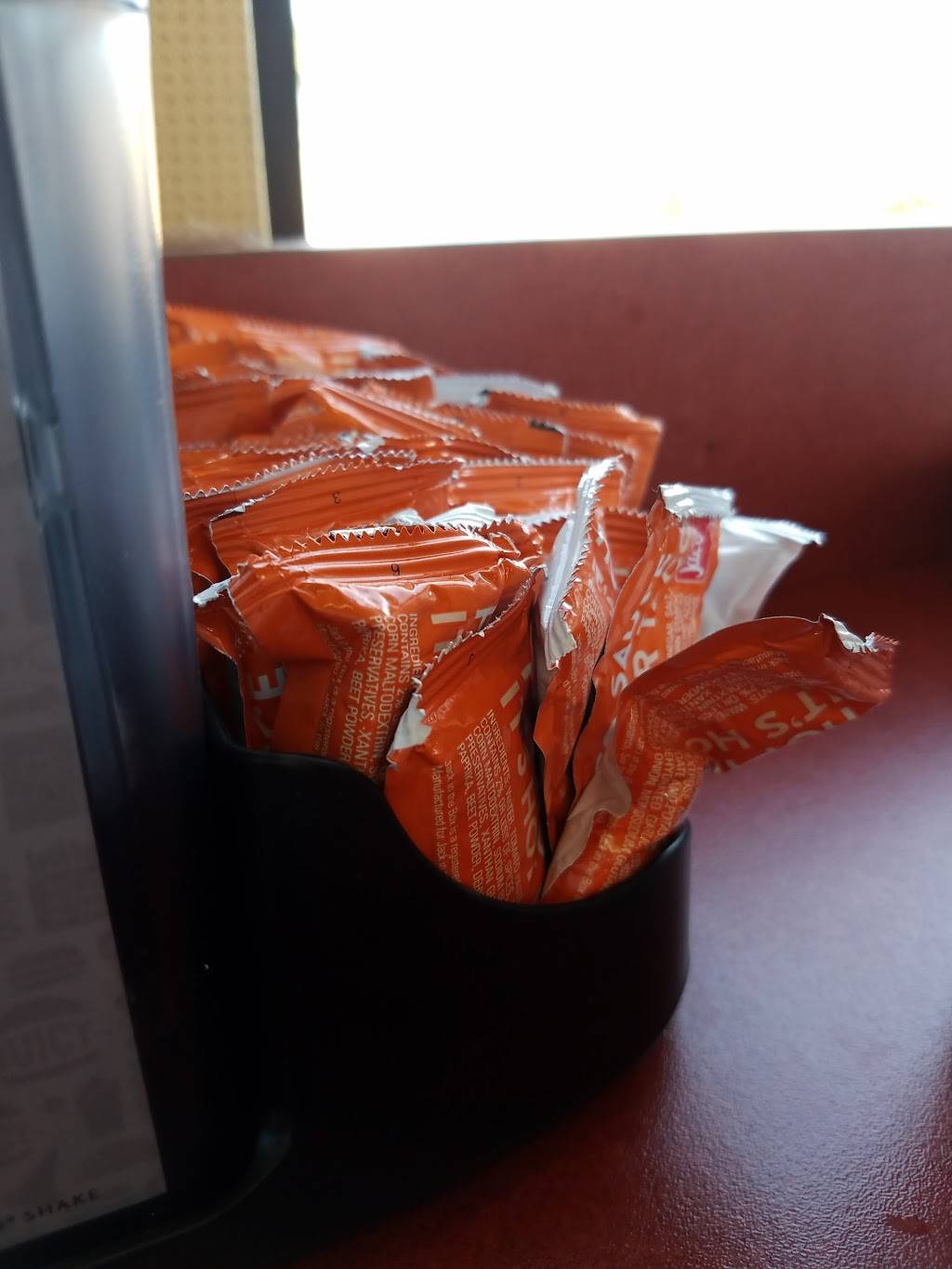 Jack in the Box | restaurant | 2710 E Riverside Dr, Ontario, CA 91761, USA | 9097731706 OR +1 909-773-1706