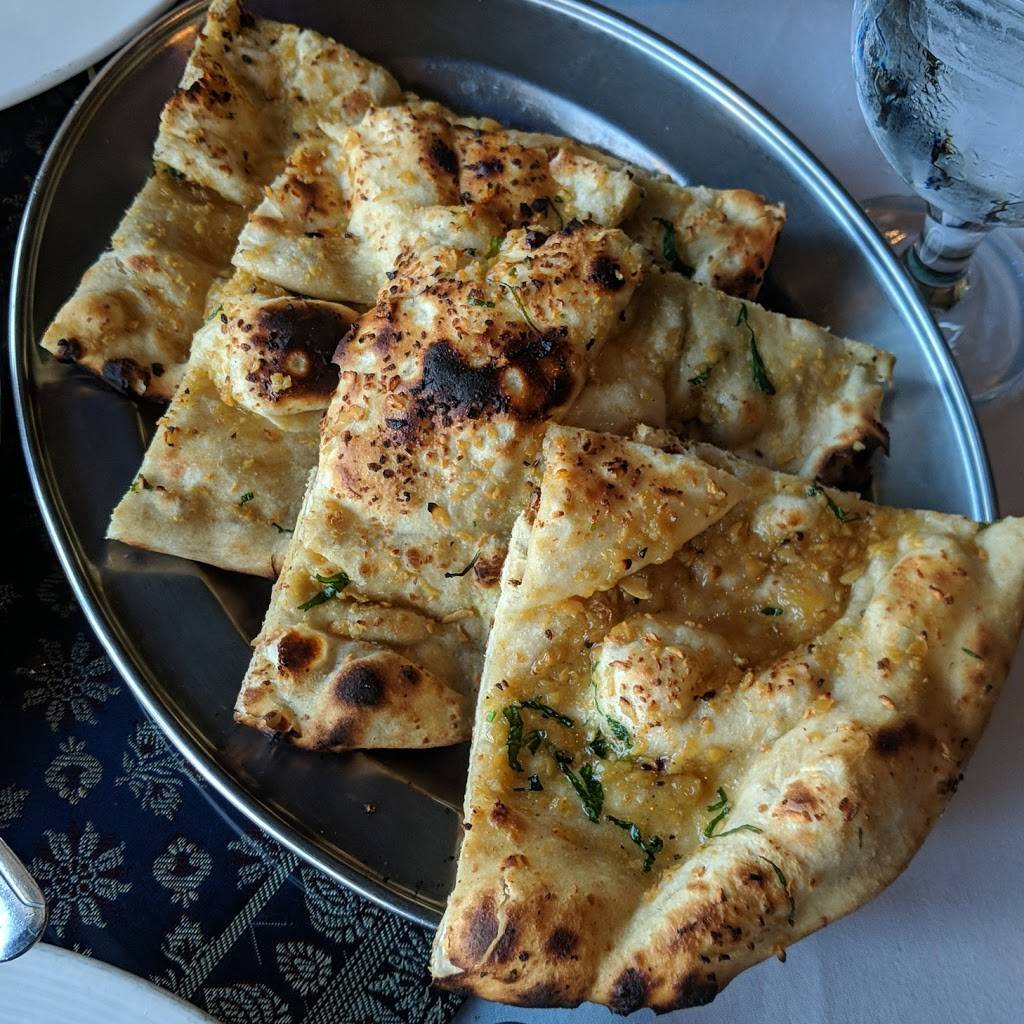 Cafe Tandoor | restaurant | 2096 S Taylor Rd, Cleveland, OH 44118, USA | 2163718500 OR +1 216-371-8500