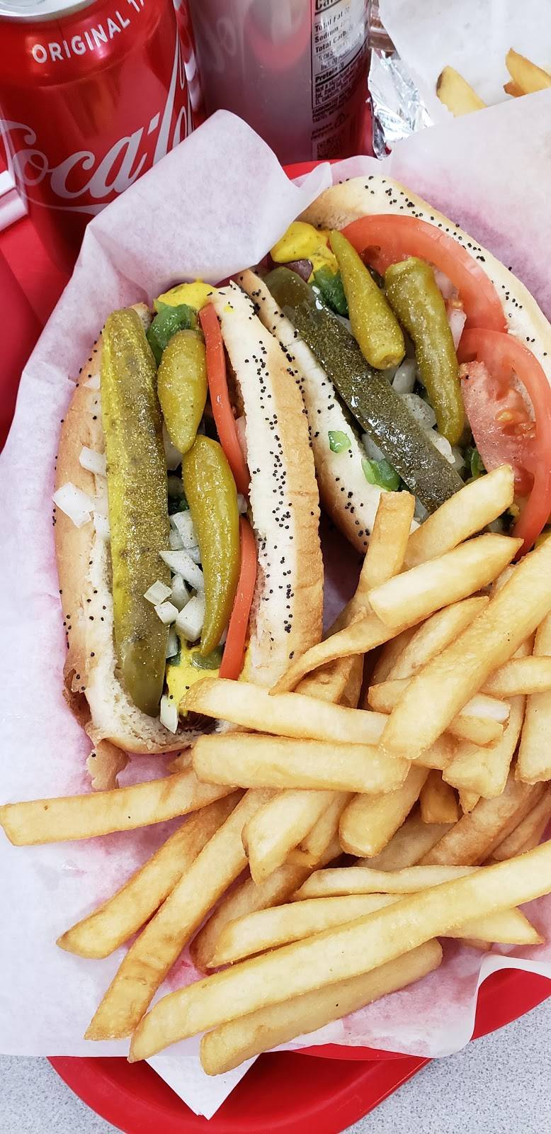 Ts Grand Slam Pizza & Grill at the Bunny Hutch | restaurant | 6438 N Lincoln Ave, Lincolnwood, IL 60712, USA | 2244705001 OR +1 224-470-5001