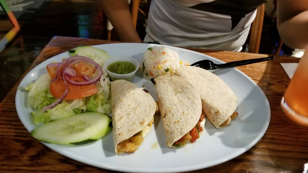 Mariscos Las Islitas | restaurant | 1301 Chamberlain Ave, Bakersfield, CA 93305, USA | 6613250051 OR +1 661-325-0051