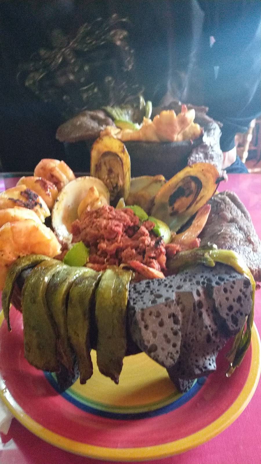 Molcajete chilango | restaurant | 191 Dayton Ave, Passaic, NJ 07055, USA | 9732467765 OR +1 973-246-7765