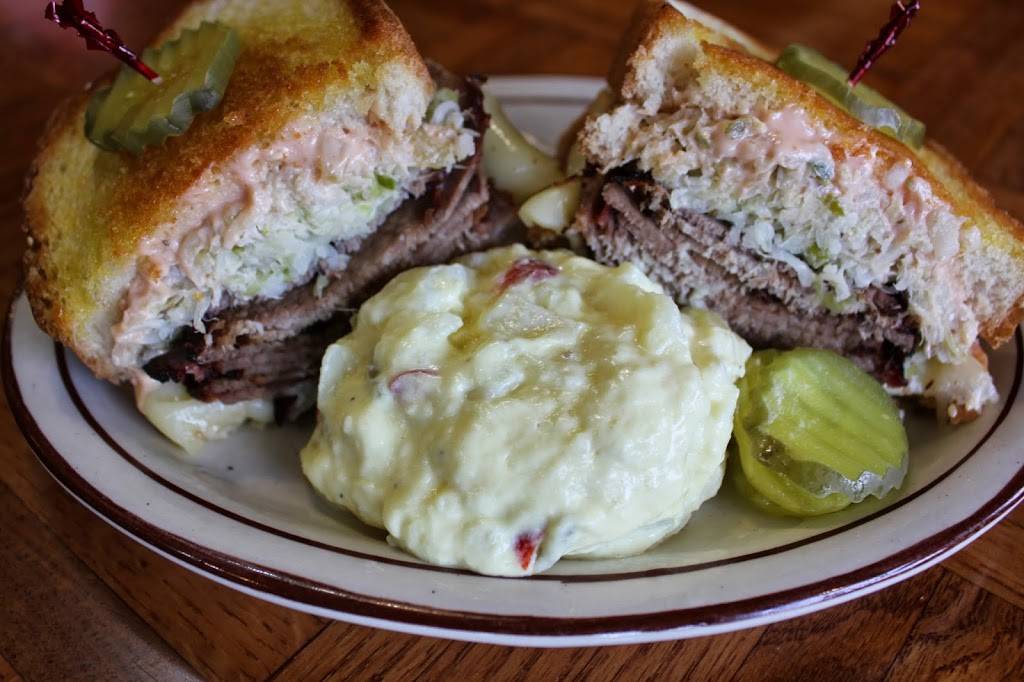 Countrys Barbecue - Prattville | meal takeaway | 130 N Memorial Dr, Prattville, AL 36067, USA | 3343616904 OR +1 334-361-6904