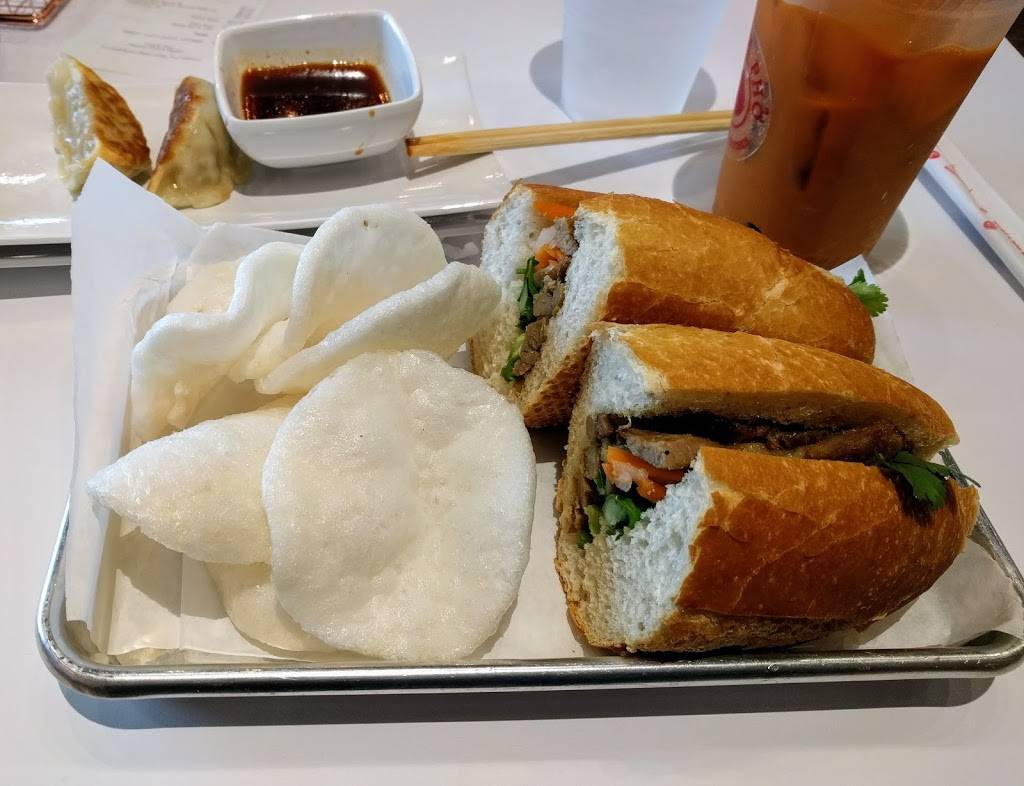 Wich Pho | restaurant | 1781 Garth Brooks Blvd, Yukon, OK 73099, USA | 4055776432 OR +1 405-577-6432