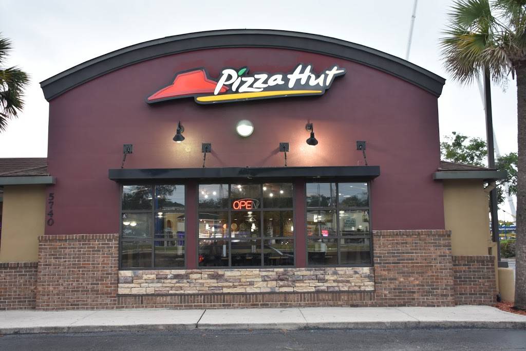 Pizza Hut | meal takeaway | 5740 W Irlo Bronson Memorial Hwy, Kissimmee, FL 34746, USA | 4073962207 OR +1 407-396-2207