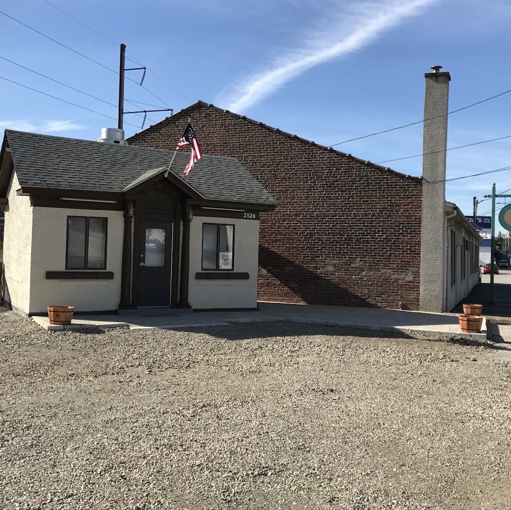 Corbinos BBQ LLC | restaurant | 2621, 2528 Haverford Rd, Ardmore, PA 19003, USA | 6107212265 OR +1 610-721-2265