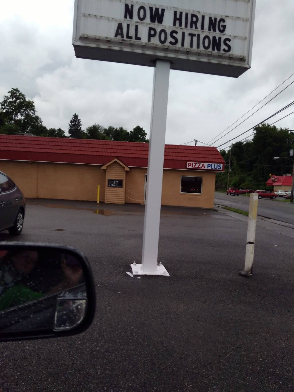 Pizza Plus | restaurant | 507 N Main St, Pearisburg, VA 24134, USA | 5409213100 OR +1 540-921-3100