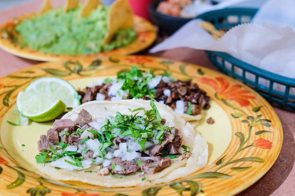 Taqueria Moran | restaurant | 2226 N California Ave, Chicago, IL 60647, USA | 7732352663 OR +1 773-235-2663