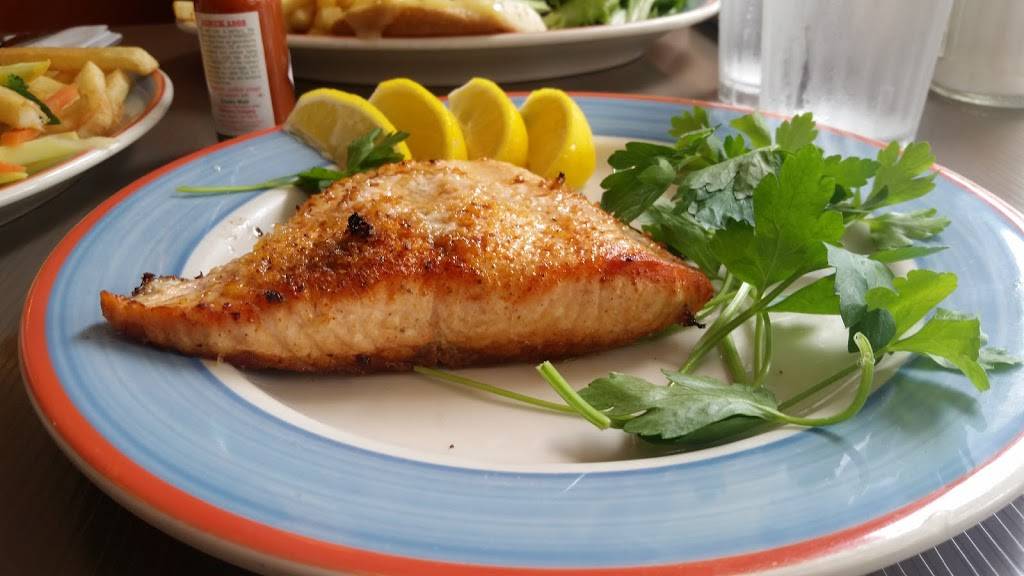 The Classic Diner | restaurant | 117-33 Myrtle Ave, Richmond Hill, NY 11418, USA | 7188477500 OR +1 718-847-7500