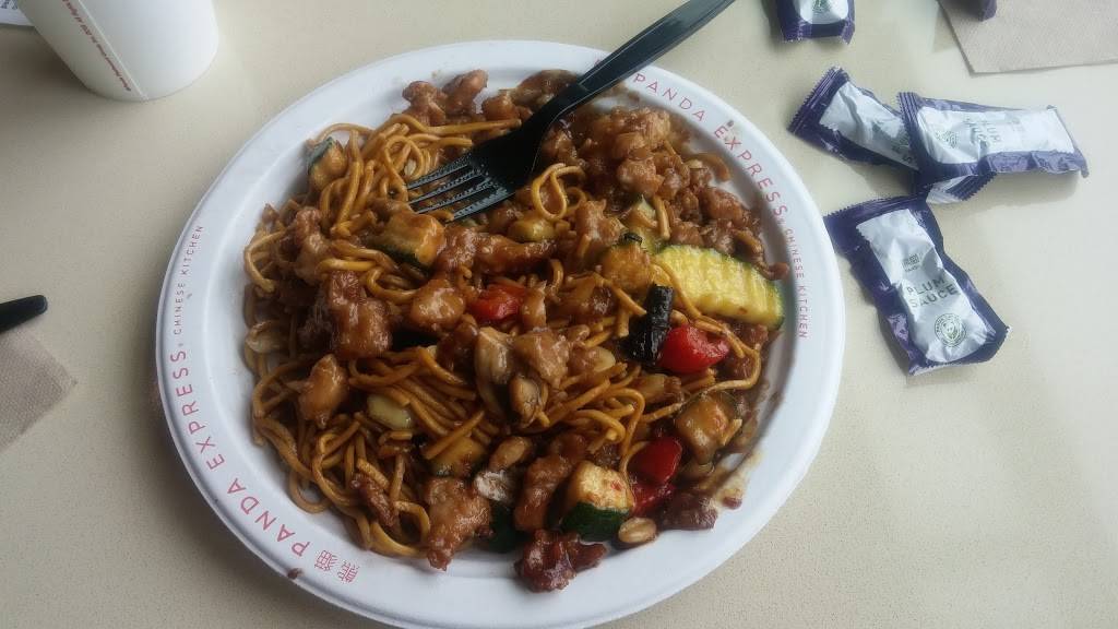 Panda Express | restaurant | 251 Pinnacle Pkwy, Bristol, TN 37620, USA | 4235732788 OR +1 423-573-2788