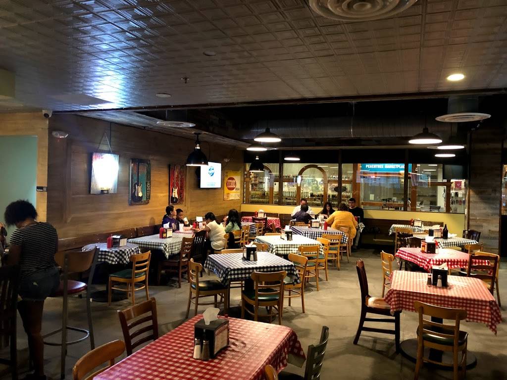 Gus’s World Famous Fried Chicken | restaurant | The Mall at, 231 W Peachtree St NW Suite A-05, Atlanta, GA 30303, USA | 4049962837 OR +1 404-996-2837