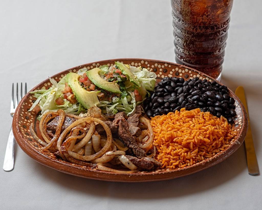 Golden Burrito Mexican Spot | restaurant | 286 Route 206 South Unit B114, Flanders, NJ 07836, USA | 9739274536 OR +1 973-927-4536