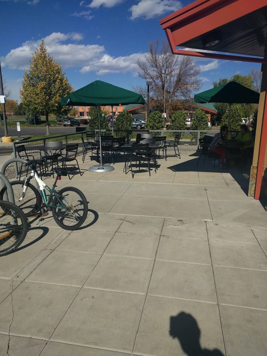 Starbucks | cafe | 1749 Main St, Longmont, CO 80501, USA | 3037720475 OR +1 303-772-0475