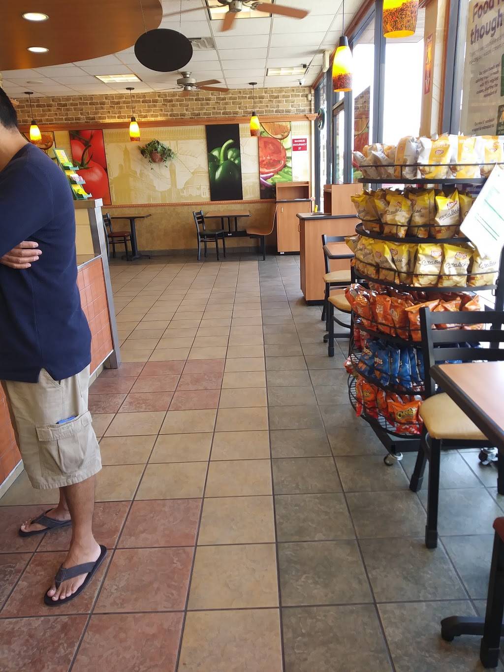 Subway Restaurants | restaurant | 915 Broadway, El Cajon, CA 92020, USA | 6195937538 OR +1 619-593-7538