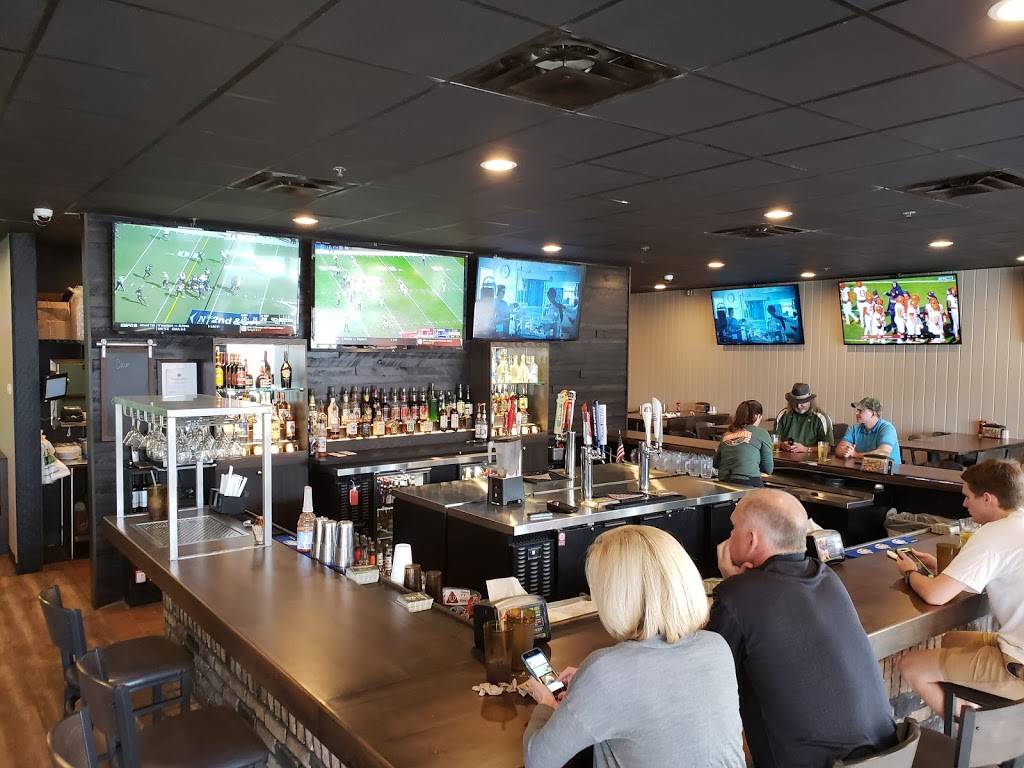 Beef O Bradys | restaurant | 16773-16775 Fishhawk Blvd, Lithia, FL 33547, USA | 8136510388 OR +1 813-651-0388