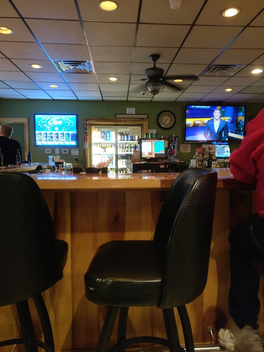 Caddy Shack Bar & Grill | night club | 16 Dixon Blvd, Uniontown, PA 15401, USA | 7244341026 OR +1 724-434-1026