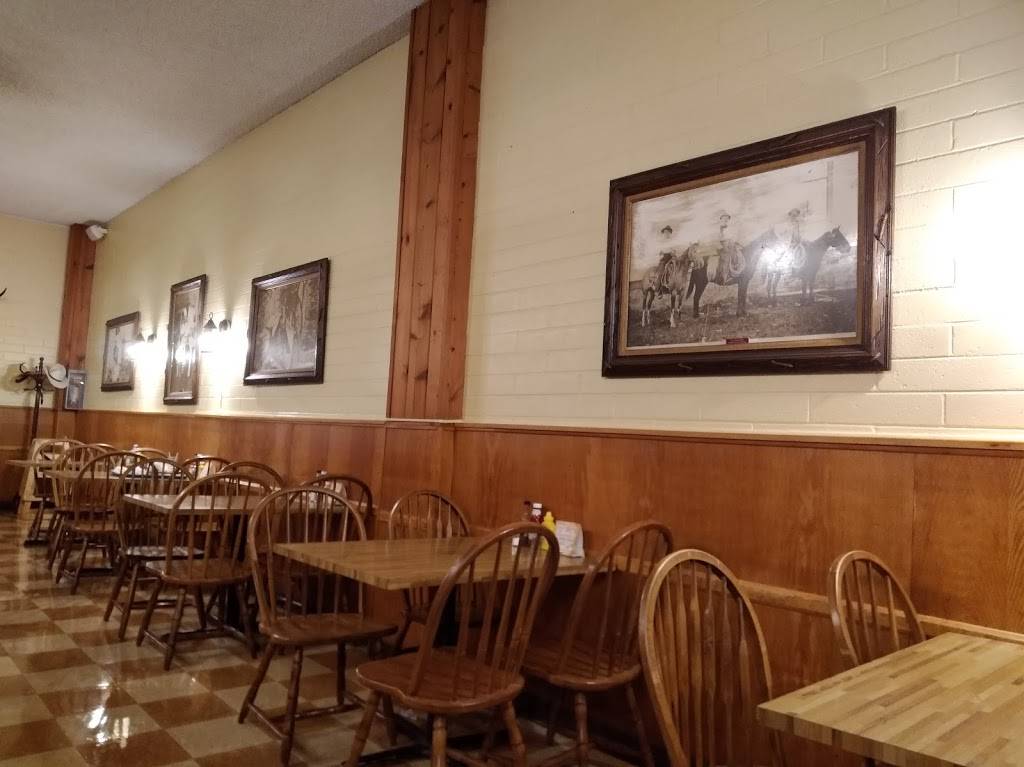 The Barbecue Pit | restaurant | 2390 Fletcher Pkwy, El Cajon, CA 92020, USA | 6194625434 OR +1 619-462-5434