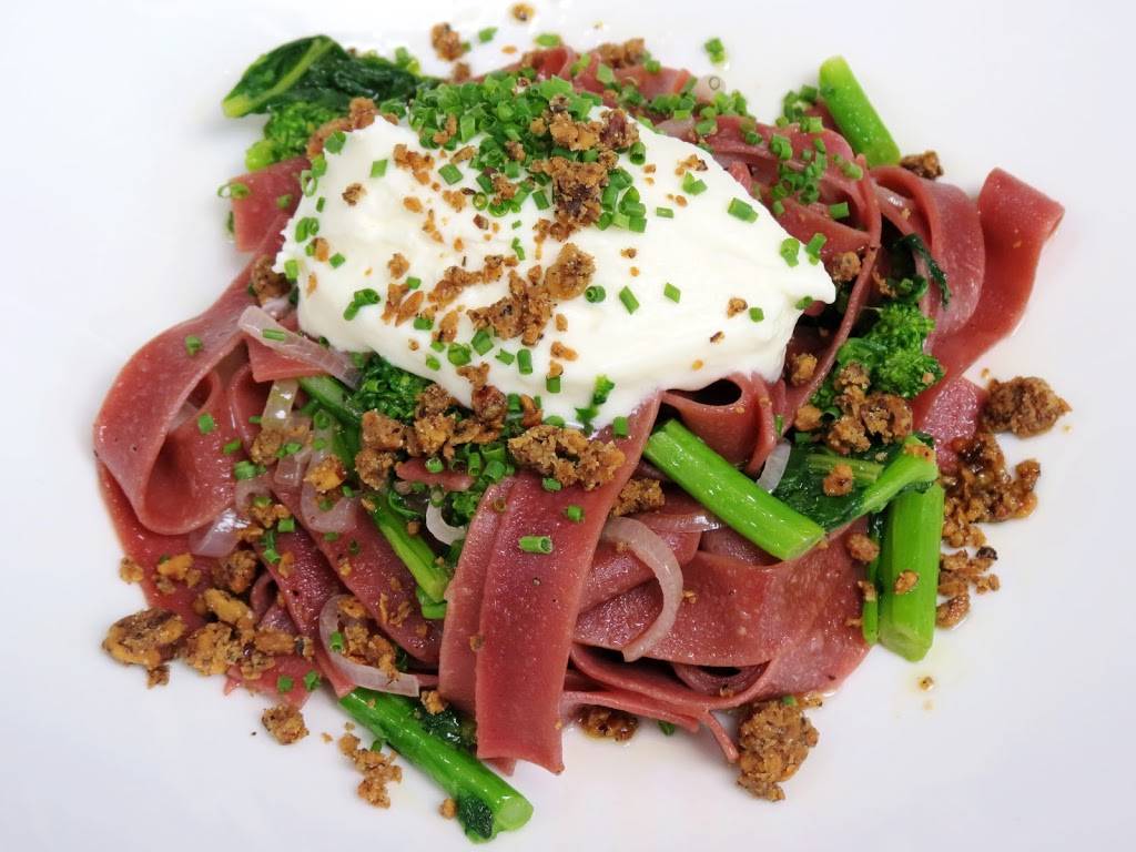 Aqua Terra | restaurant | 1 Johnson St, Kingston, ON K7L 5H7, Canada | 6135496243 OR +1 613-549-6243