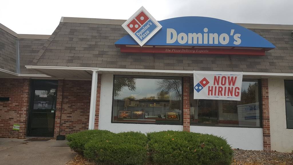 Dominos Pizza | meal delivery | 10904 Greenbrier Rd, Minnetonka, MN 55305, USA | 9525454669 OR +1 952-545-4669