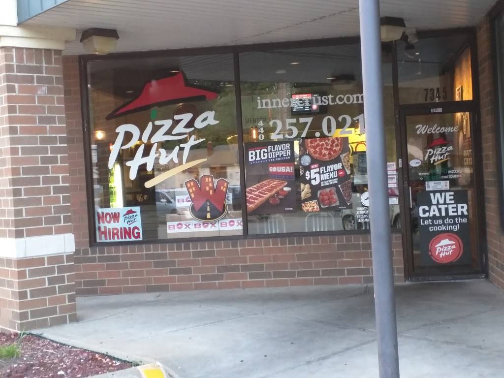 Pizza Hut | restaurant | 7345 Lakeshore Blvd, Mentor, OH 44060, USA | 4402570215 OR +1 440-257-0215