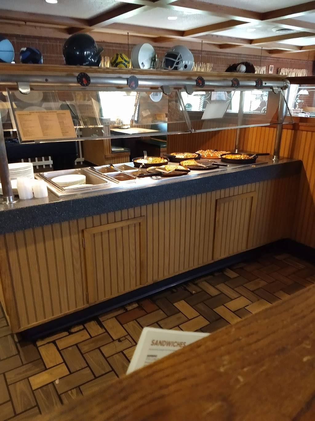 Pizza Hut | restaurant | 8875 Darrow Rd, Twinsburg, OH 44087, USA | 3304259111 OR +1 330-425-9111