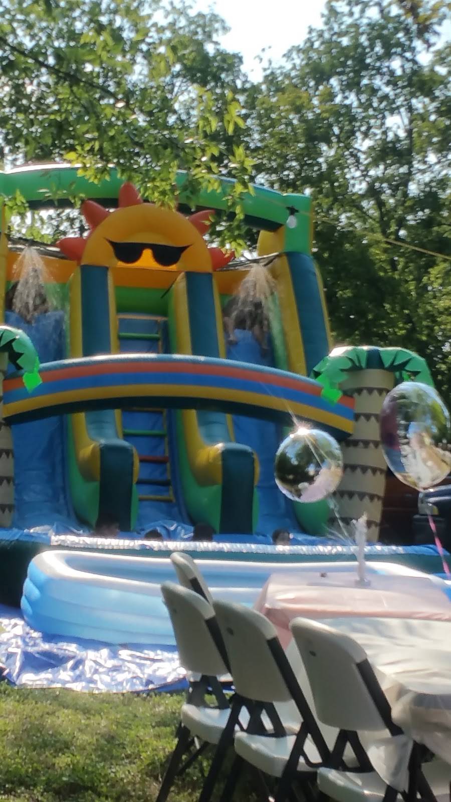 Hoberts Soul Food Canteen | restaurant | 4023 E Berry St, Fort Worth, TX 76105, USA | 8175341604 OR +1 817-534-1604