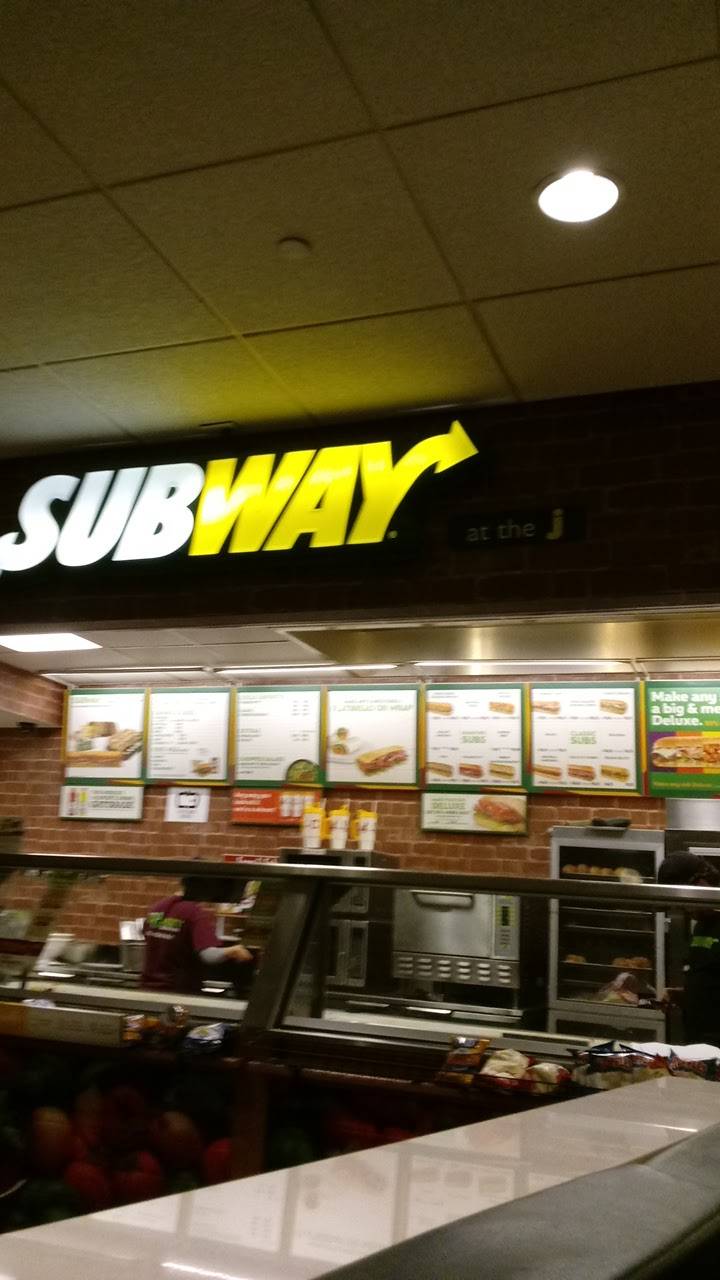 Subway | restaurant | 26001 S Woodland Rd, Beachwood, OH 44122, USA | 2167651925 OR +1 216-765-1925