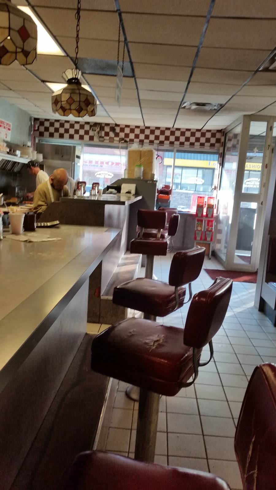 Colombos Coney Island Restaurant | restaurant | 5414 Vernor Hwy, Detroit, MI 48209, USA | 3138490995 OR +1 313-849-0995