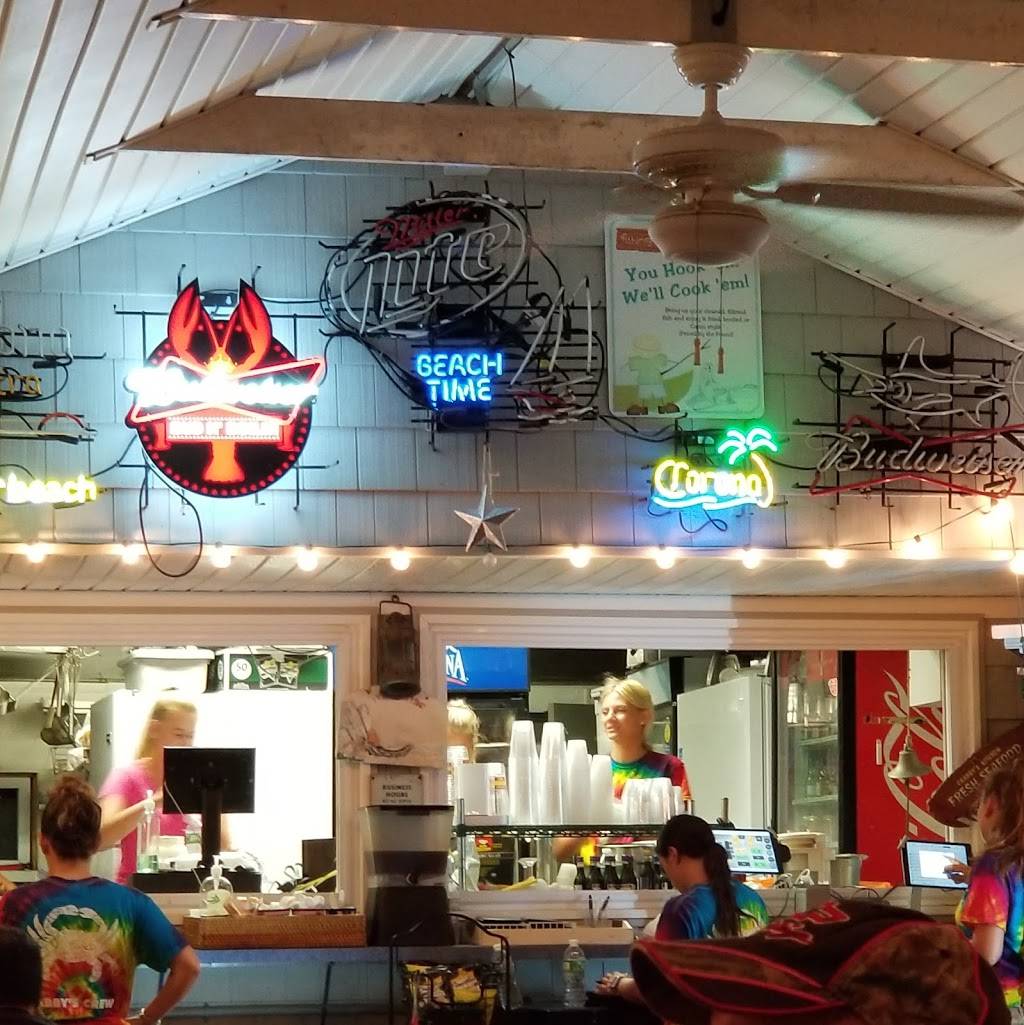 Crabby Amys, | restaurant | 2880 Ocean Ave, Seaford, NY 11783, USA | 5167832554 OR +1 516-783-2554