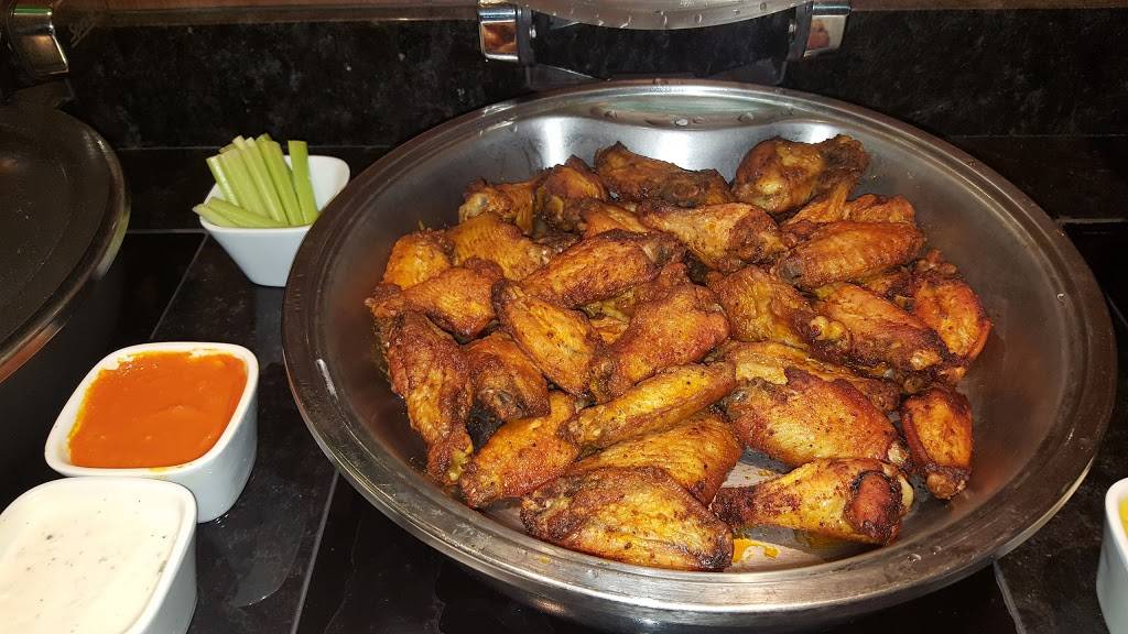 Cadillac Grille | restaurant | 3601 S Broad St, Philadelphia, PA 19148, USA | 2154655010 OR +1 215-465-5010