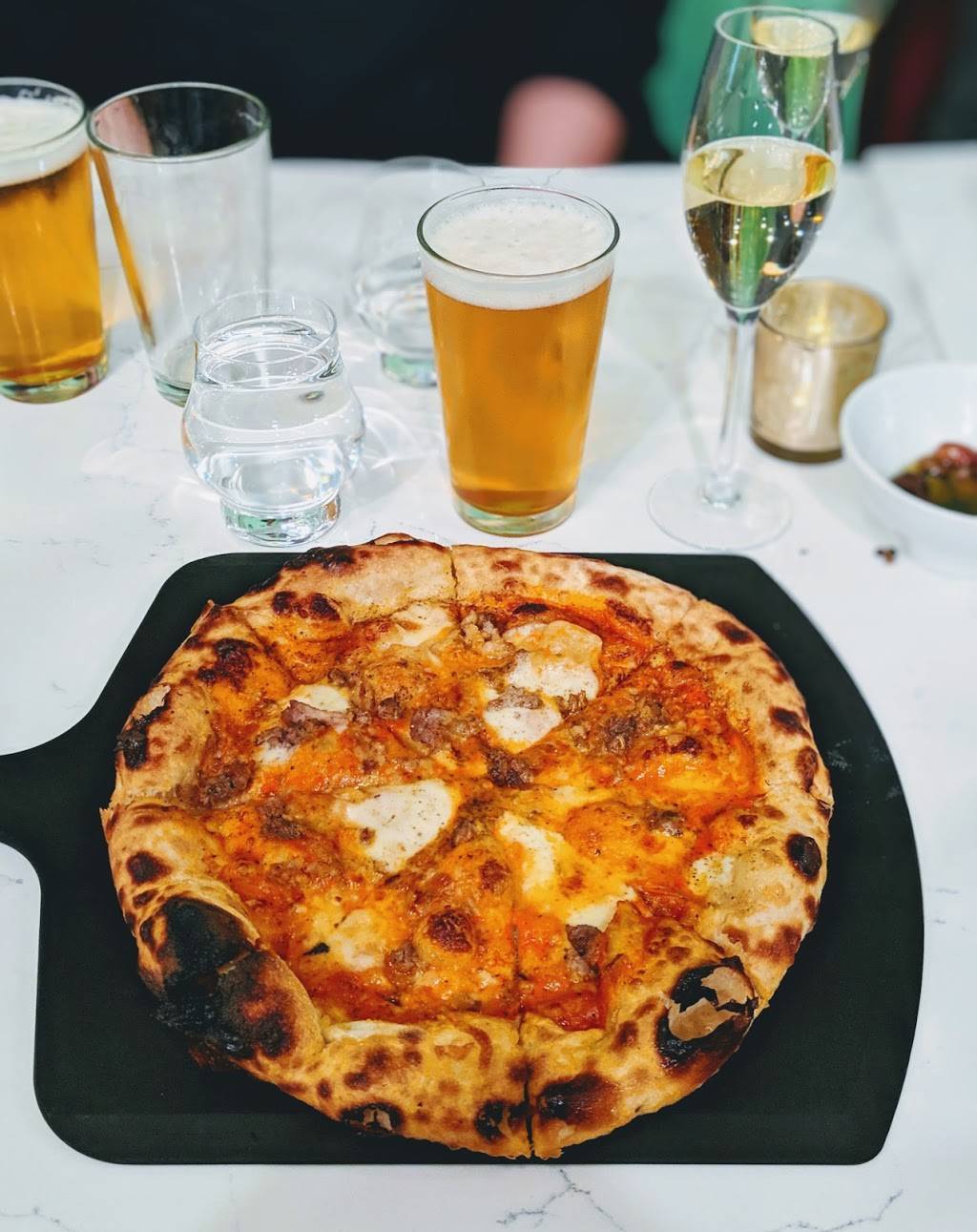 La Crosta Pizza Bar | restaurant | 330 3rd St, West Sacramento, CA 95605, USA | 9163890372 OR +1 916-389-0372